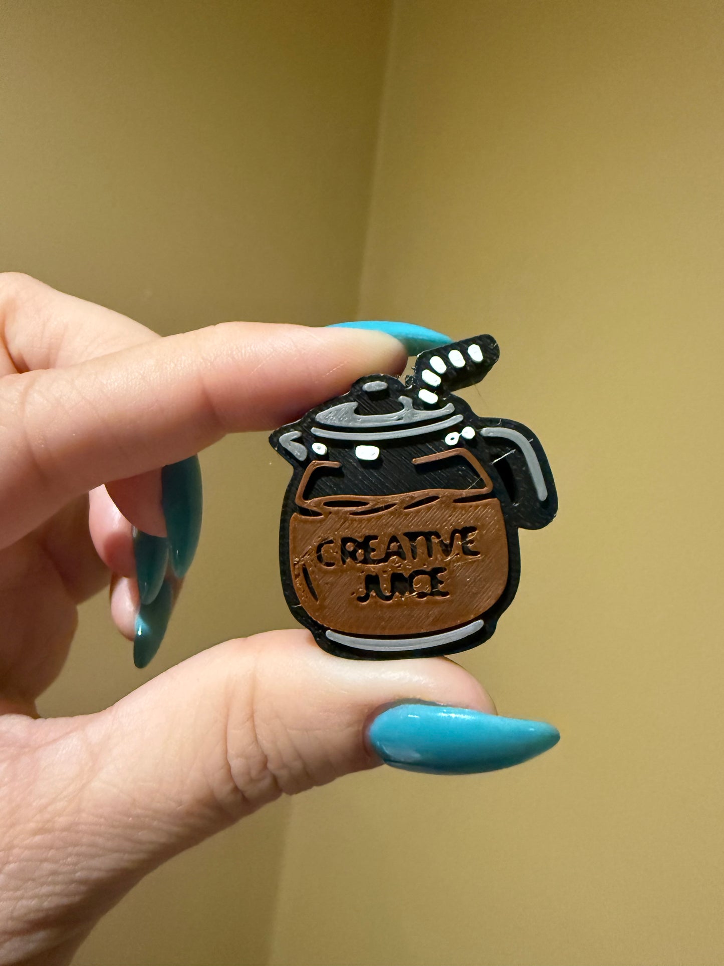 Creative juice straw topper