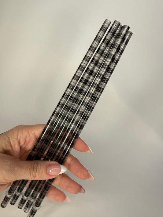 Black plaid straw- 10"